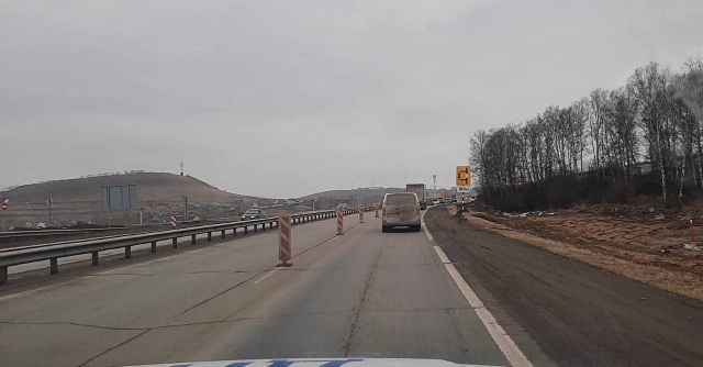 В Красноярске начался ремонт дорог: на каких участках уже собираются пробки