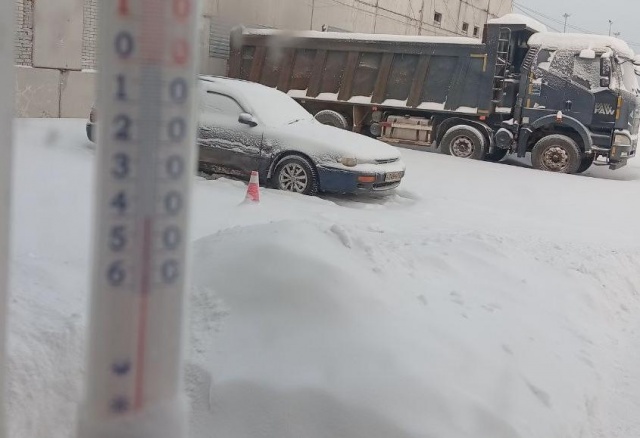 «Осталось на работе не замерзнуть»: как справляются с сильными морозами жители Красноярского края