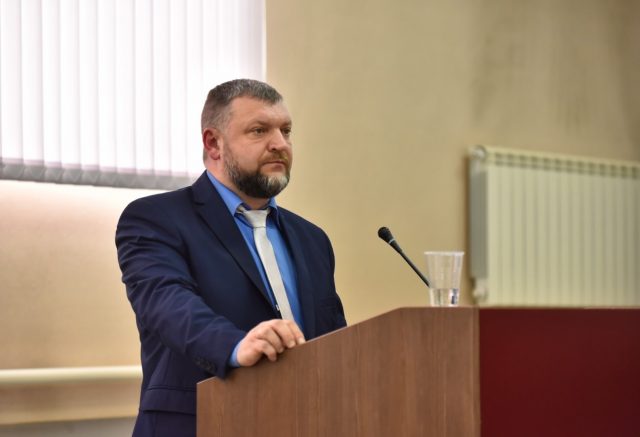 «Снова человек издалека»:  в Дивногорске выбрали нового мэра