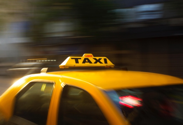 Максимальная цена за 10 лет: почему в России дорожает такси