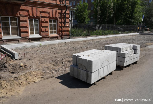 Прокуратура проверит подрядчика, который благоустраивает центр Красноярска: с жалобой в ведомство обратилась мэрия