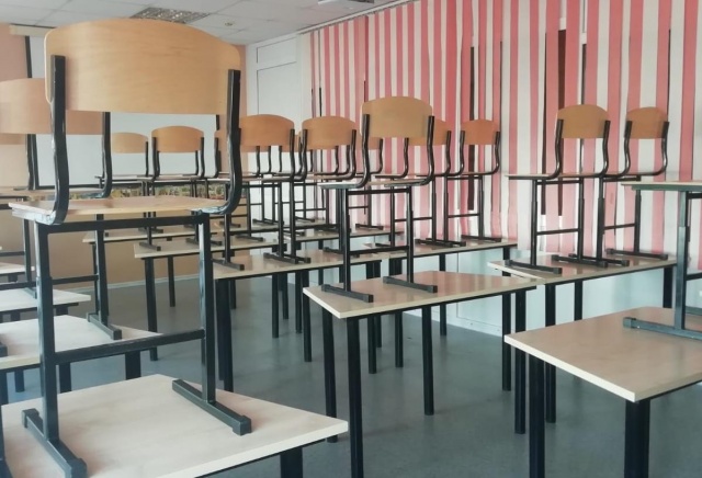 Красноярцам рассказали, при какой температуре дети могут не ходить в школу