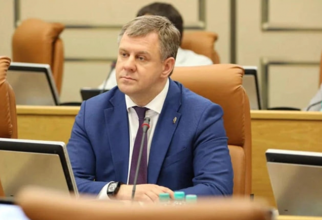 Лидера фракции «Единой России» в красноярском Горсовете досрочно сняли с поста Лидера фракции «Единой России» в красноярском Горсовете досрочно сняли с поста