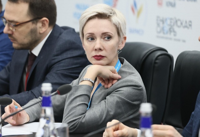 Красноярская чиновница извинилась за свое предложение пойти на СВО тем, кто не может работать без интернета