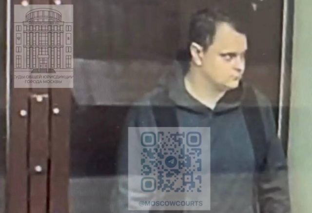 Экс-полицейский из Красноярска признал вину по делу о взятках от редакторов Baza