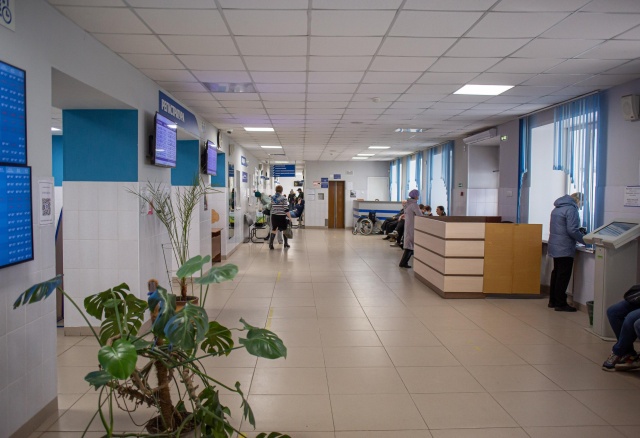 «Стоит ли жизнь человека двух сокращенных ставок?»: врач о переводе на «домашние дежурства» хирургов больницы в Боготоле