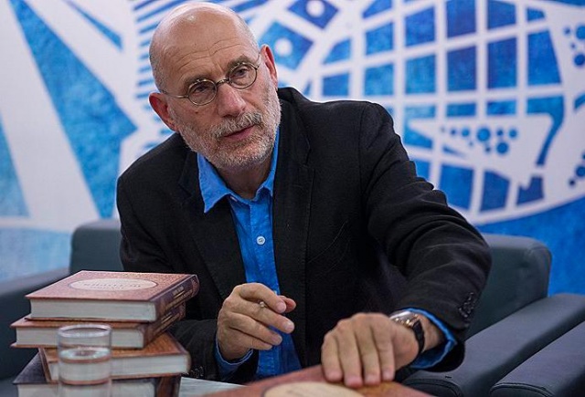 Бориса Акунина* признали иноагентом