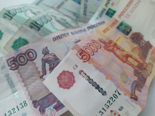 Банк России оставил ключевую ставку на уровне 21%