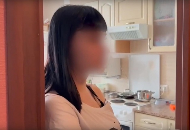 «Я не хочу его терять»: красноярка, которая матом оскорбляла сына-инвалида в прямом эфире, заплакала и извинилась