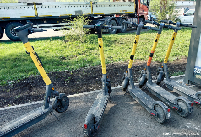 Более 400 обращений оставили красноярцы через бот для жалоб на самокатчиков