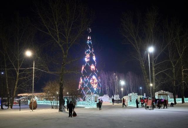Елку – не «конус», горок – побольше: красноярцы объясняют новому мэру, как должна выглядеть главная новогодняя площадь