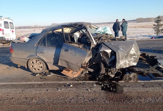 Два человека погибли в аварии в Красноярском крае
