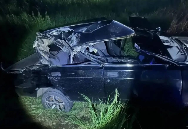Две школьницы погибли в аварии с большегрузом под Красноярском