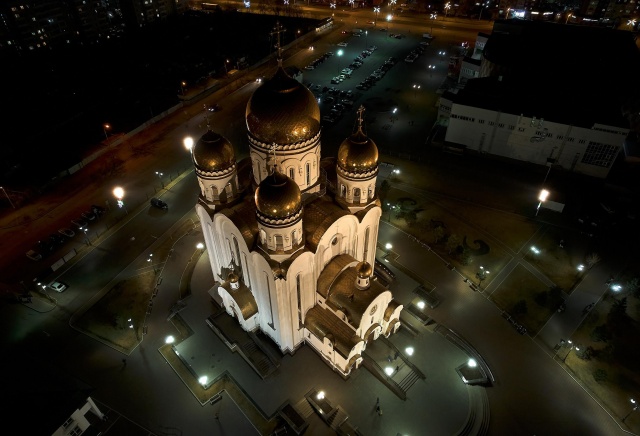 Возле красноярских храмов запретят движение и парковку транспорта в Пасхальную ночь