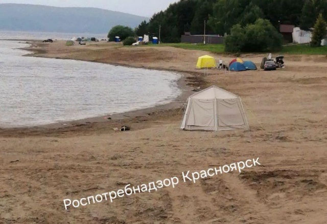 Роспотребнадзор разрешил купаться на еще одном пляже в Красноярском крае