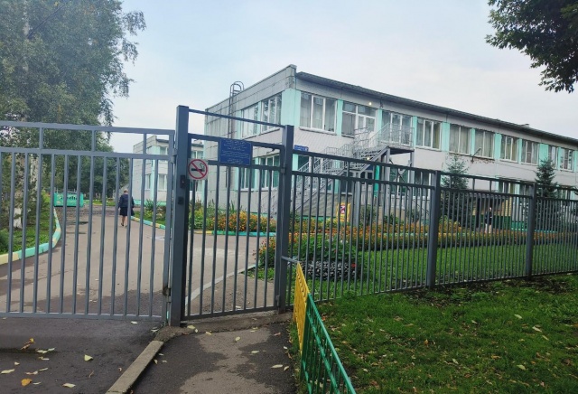 Охранявшая школу в Покровке фирма судится с детским садом после расторжения контракта