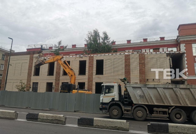 Снос кафе «Кантри» на проспекте Мира: подборка фото и видео с места