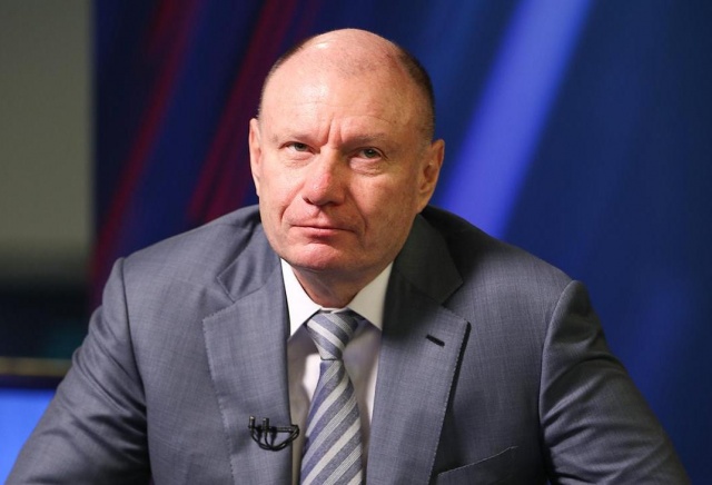 Владимир Потанин выступил против конфискации имущества у покинувших страну IT-специалистов