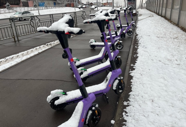 Сезон электросамокатов завершили в Красноярске