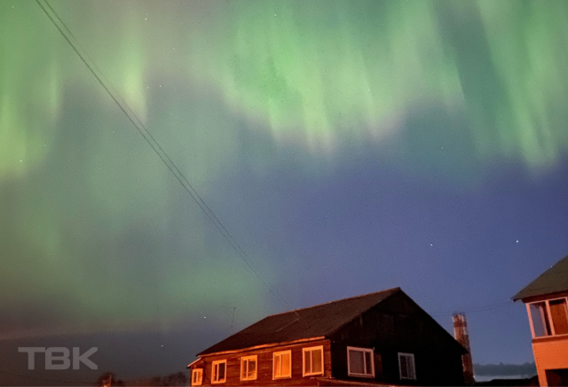«Впервые за 20 лет»: красноярцы наблюдали северное сияние из-за сильной магнитной бури