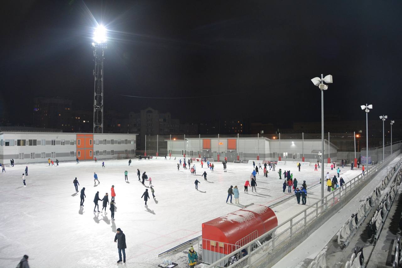 Где покататься на коньках в Красноярске: места и цены