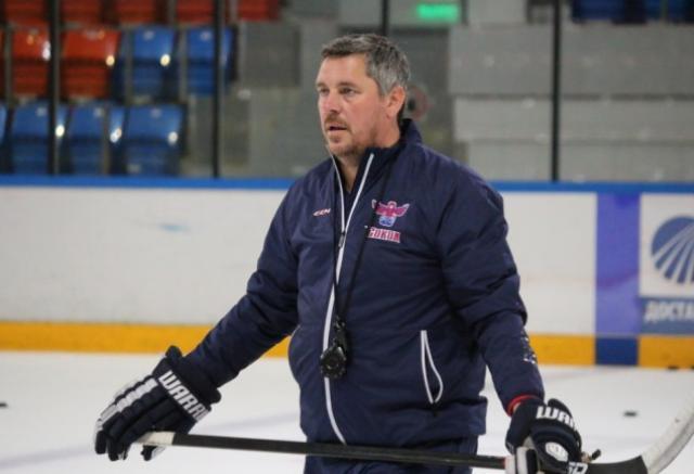 После 9 поражений подряд красноярскому хоккейному клубу «Сокол» назначили нового тренера