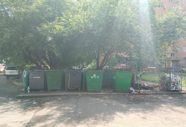 «РостТех» сообщил, что все водители мусоровозов в Красноярске вышли в рейсы