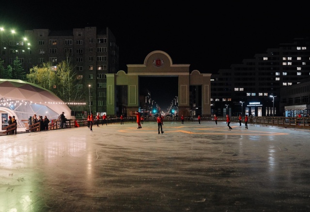 В Красноярске ищут подрядчика для установки катка на площади Мира