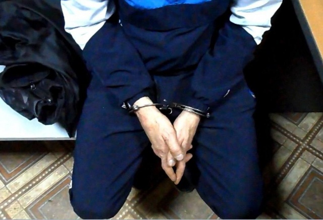 «Сидят в компьютерах и телефонах»: в Канске мужчина обокрал трансформаторы, чтобы люди больше общались