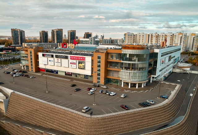Красноярский ТРЦ «Июнь» может сменить название и концепцию Красноярский ТРЦ «Июнь» может сменить название и концепцию