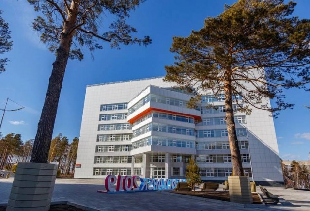 СФУ потребовал от компании «Сибиряк» более 500 тысяч компенсации за корпус с трещинами