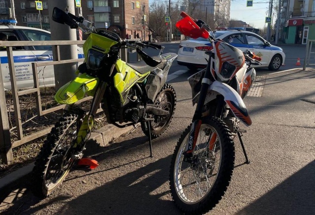 Первое в 2025 году смертельное ДТП с мотоциклистом произошло в Красноярске Первое в 2025 году смертельное ДТП с мотоциклистом произошло в Красноярске