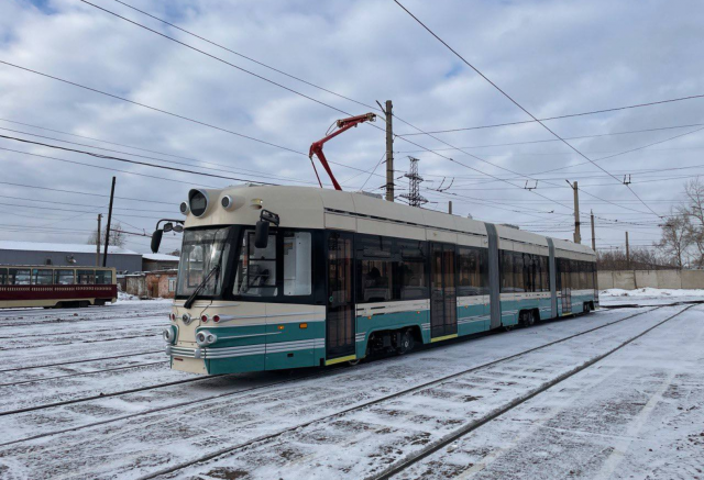 Разработанный для исторического центра Санкт-Петербурга трамвай будут тестировать в Красноярске