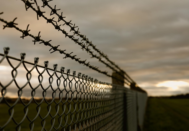 «Многие ушли на СВО»: 3 колонии могут закрыть в Красноярском крае из-за нехватки в них заключенных