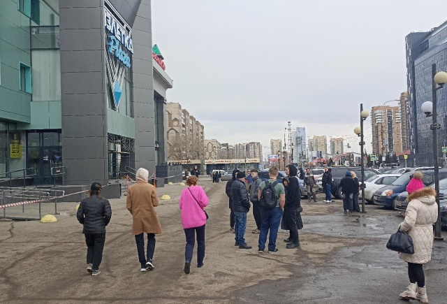 Несколько ТЦ эвакуировали в Красноярске
