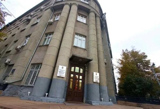Красноярского школьника подозревают в подготовке теракта на местном рынке