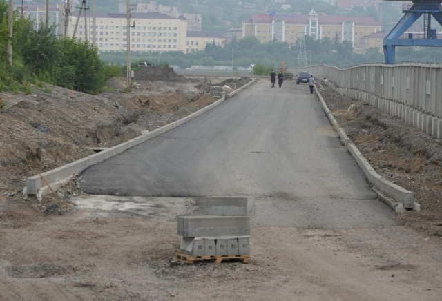 Новую развязку на Пашенном хотят открыть в конце июля Новую развязку на Пашенном хотят открыть в конце июля