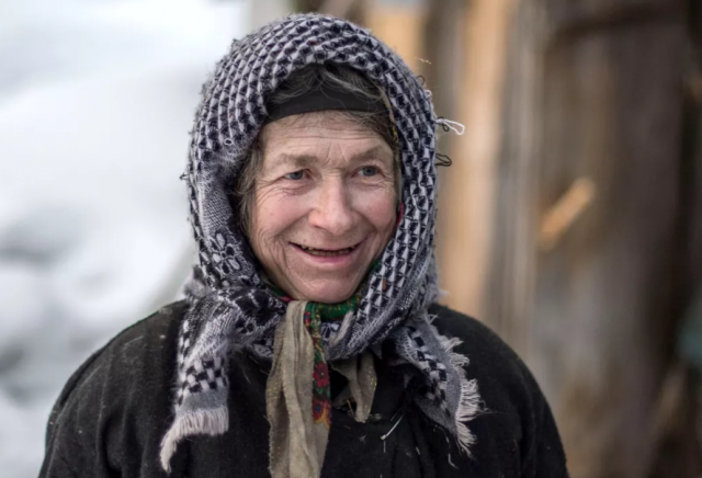 У отшельницы Агафьи Лыковой спрашивают разрешение перед каждым пуском ракеты-носителя «Протон М»