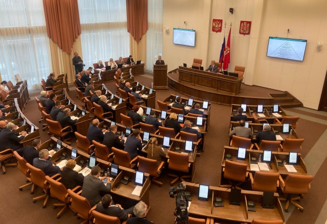 Депутаты Заксобрания Красноярского края предложили повысить себе пенсии