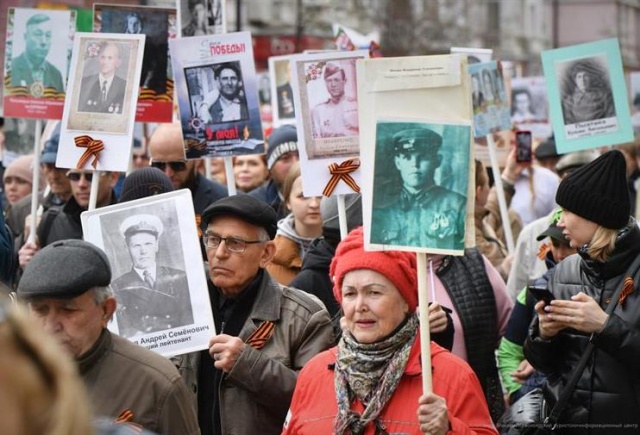 Красноярцы смогут бесплатно распечатать портреты героев для «Бессмертного полка»