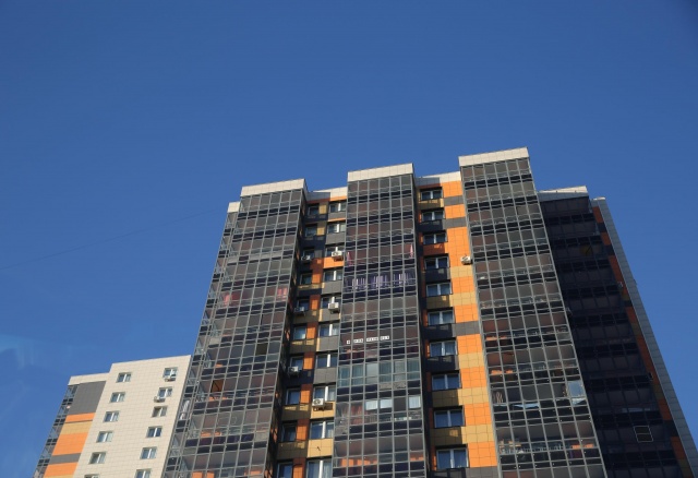  «Тариф вырос почти на 50%»: красноярцам пришли большие счета за капремонт. В чем причина?