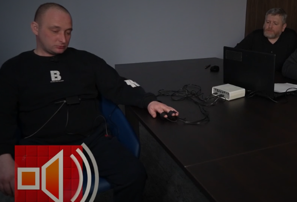 Отец погибших детей из Красной сопки прошел тест на полиграфе в эфире «Пусть говорят»