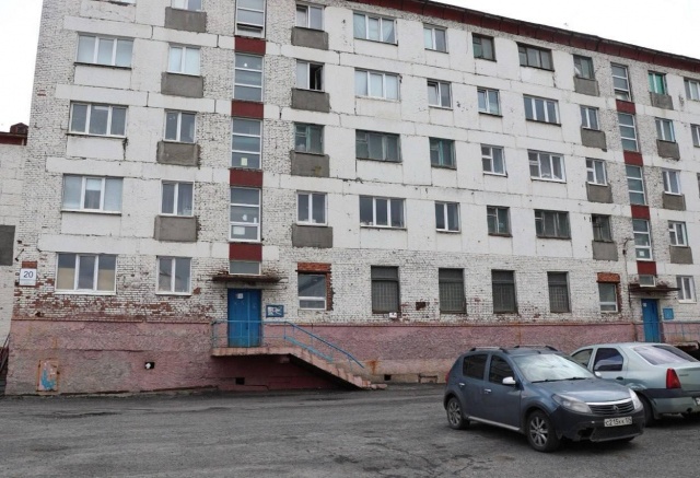 Ребенок выпал из окна 5 этажа в Норильске