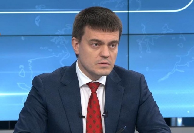 Метро «на века», школы и разбитые дороги: о чем говорил губернатор Михаил Котюков на прямой линии Метро «на века», школы и разбитые дороги: о чем говорил губернатор Михаил Котюков на прямой линии