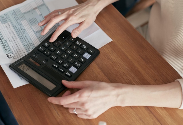 Порядок оплаты за капремонт изменится в Красноярске с 1 апреля