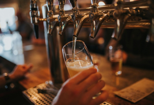 Все «наливайки» в жилых домах Красноярска должны закрыть в 2025 году