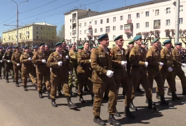 «Опыт прошлого года признан удачным»: шествие в День Победы вновь пройдет на правобережье Красноярска 