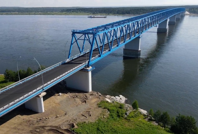 Строительство Высокогорского моста завершили в Красноярском крае Строительство Высокогорского моста завершили в Красноярском крае