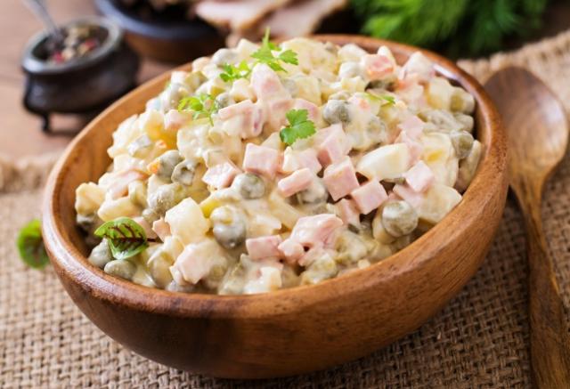 Стоимость набора продуктов для «Оливье» выросла на 2% за год