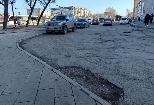 Тротуары, освещение и озеленение: новые пешеходные маршруты благоустроят на Предмостной площади к юбилею Красноярска